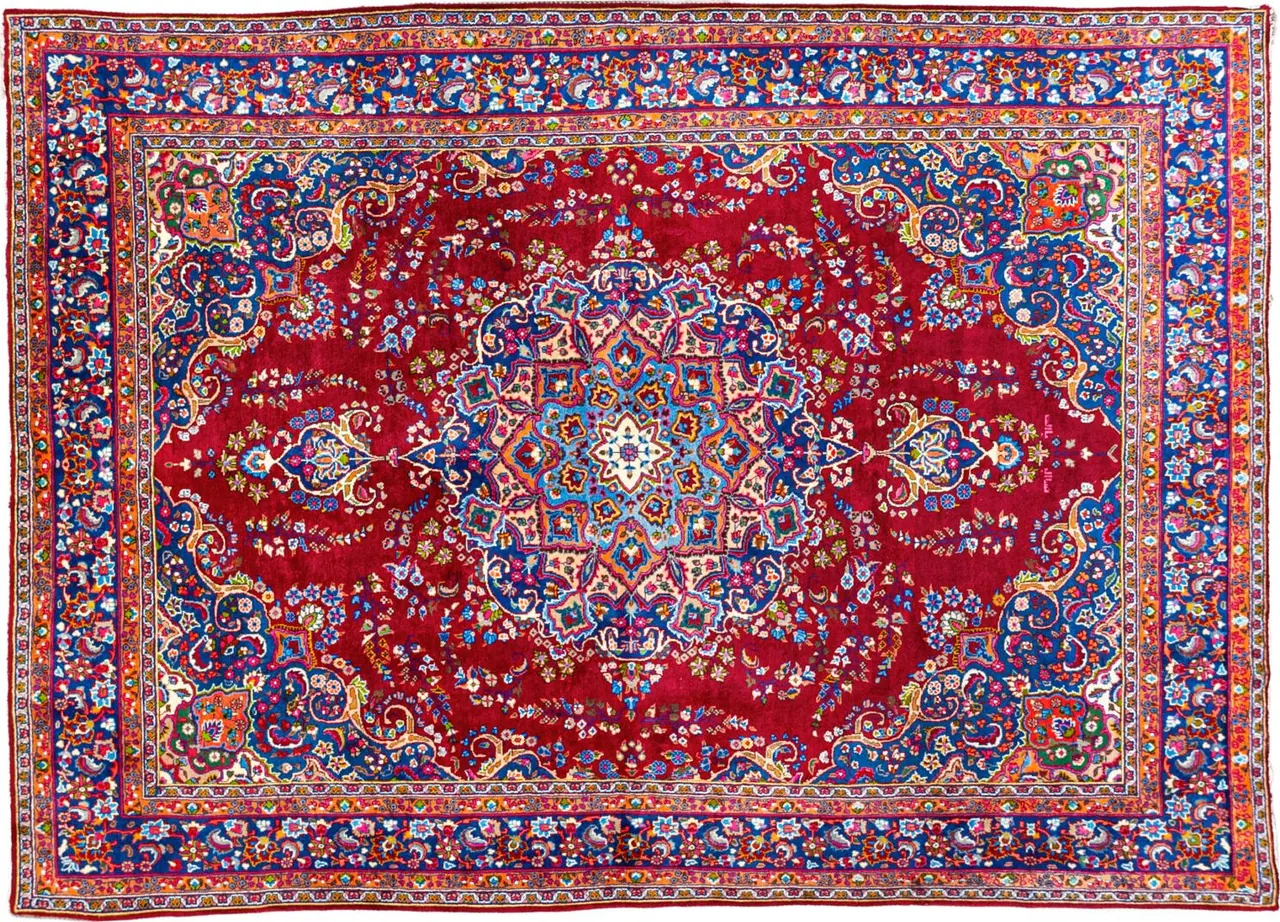 Handwoven rug No. 072, 10′ × 14′, viewed from above