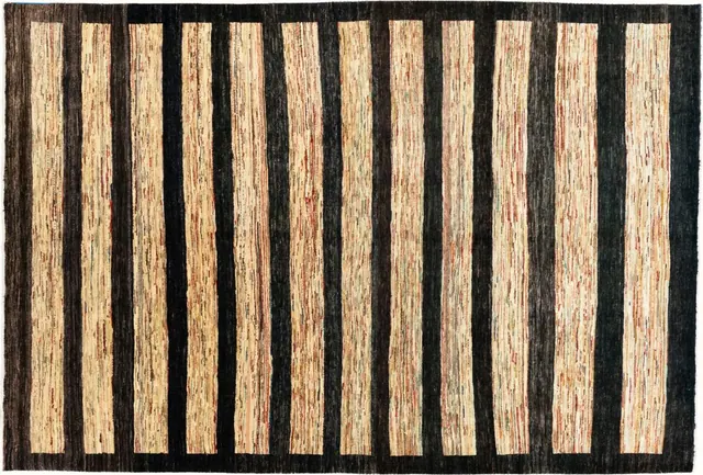 Handwoven rug No. 266, 6′ × 9′