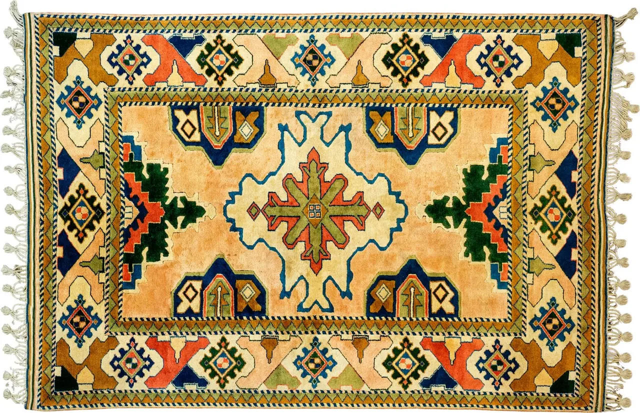 Handwoven rug No. 273, 8′ × 10′, viewed from above