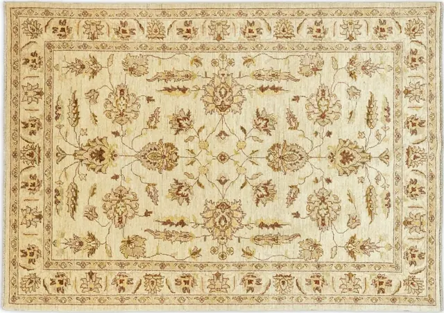 Handwoven rug No. 312, 5′ × 7′