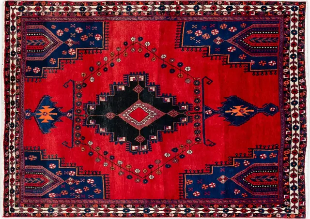 Handwoven rug No. 334, 5′ × 7′