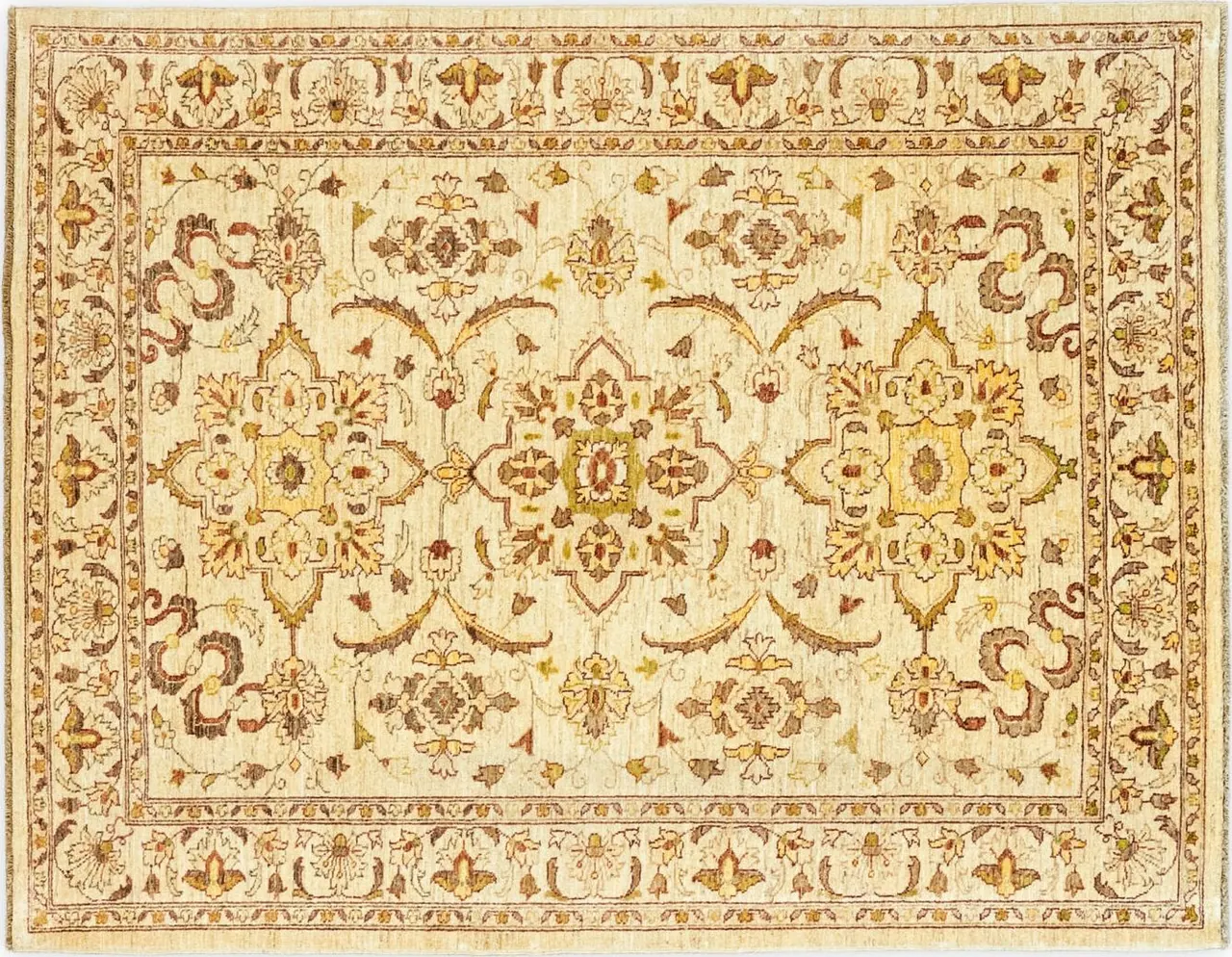 Handwoven rug No. 529, 5′ × 7′, viewed from above