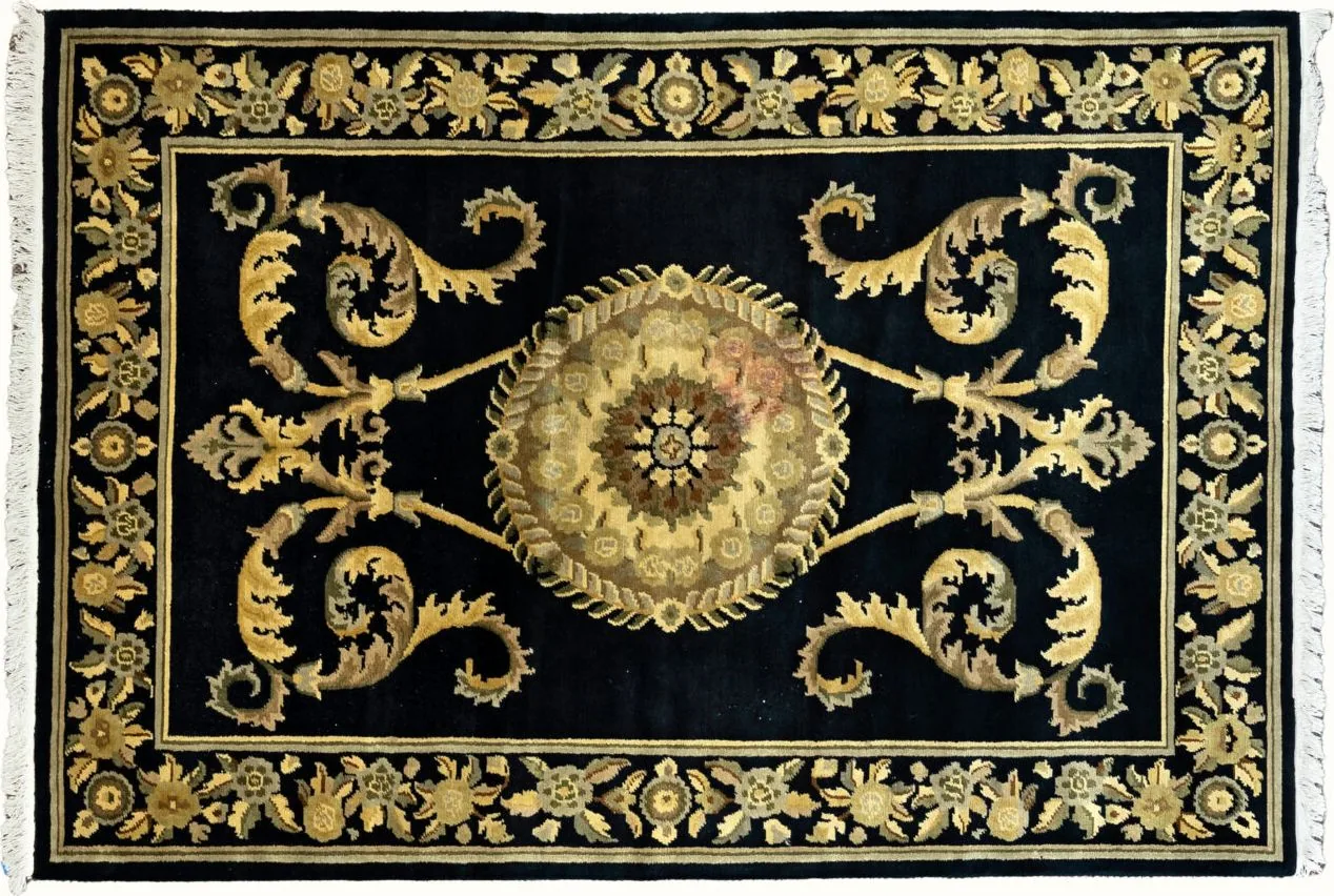 Detail of rug No. 621