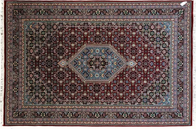 Handwoven rug No. 642, 6′ × 9′