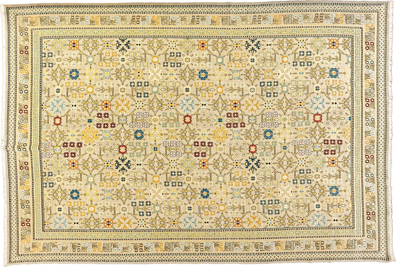 Handwoven rug No. U-4, 10′ × 14′, viewed from above